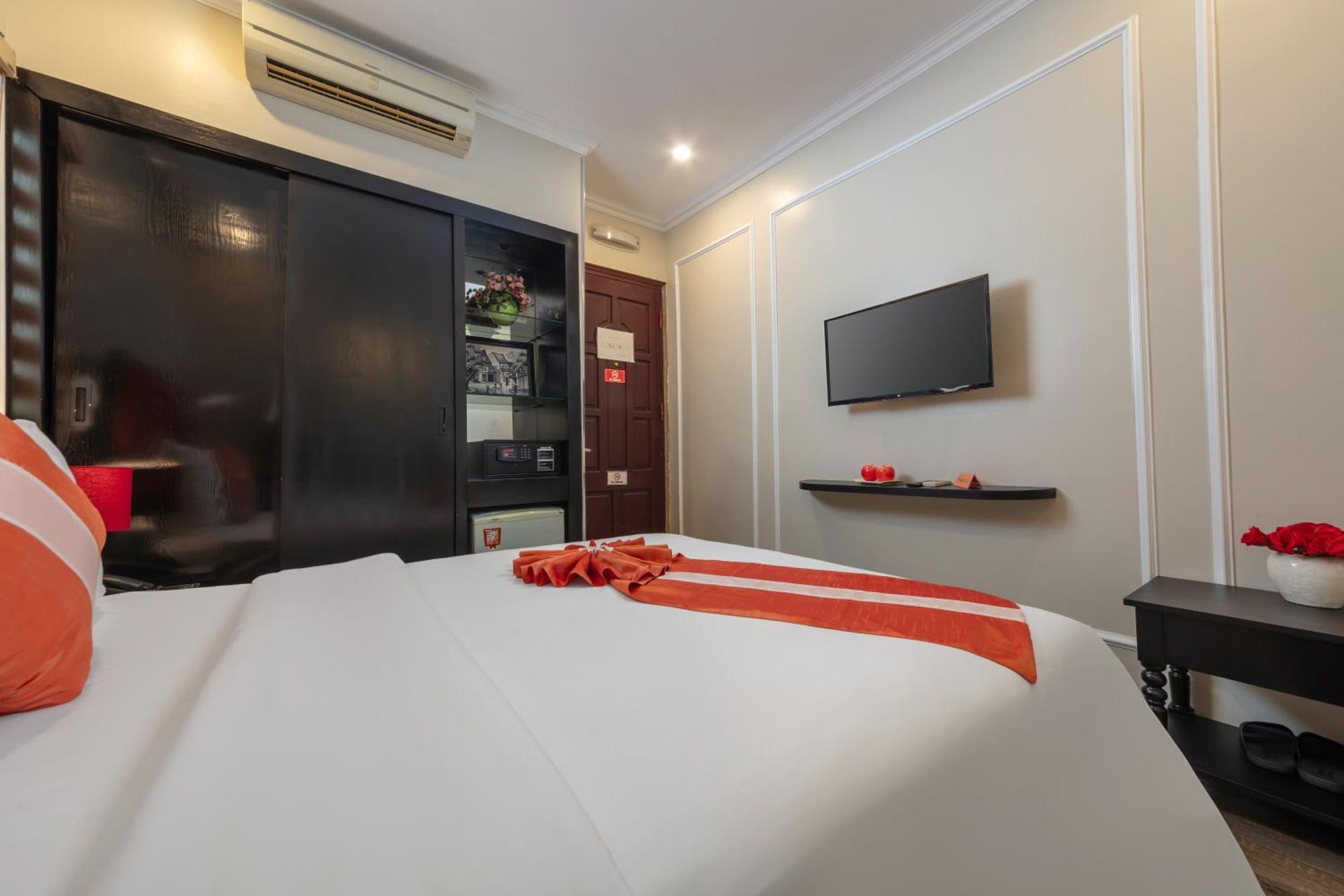 Omina Hanoi Hotel & Travel 外观 照片