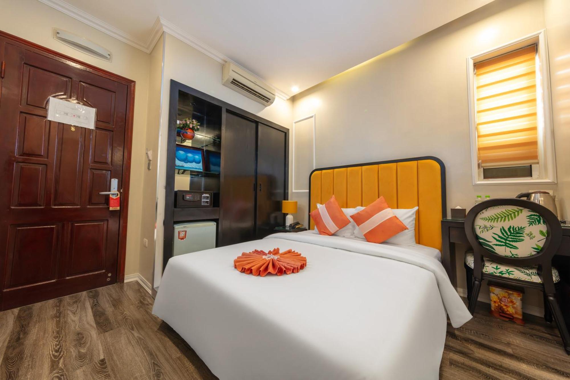 Omina Hanoi Hotel & Travel 外观 照片