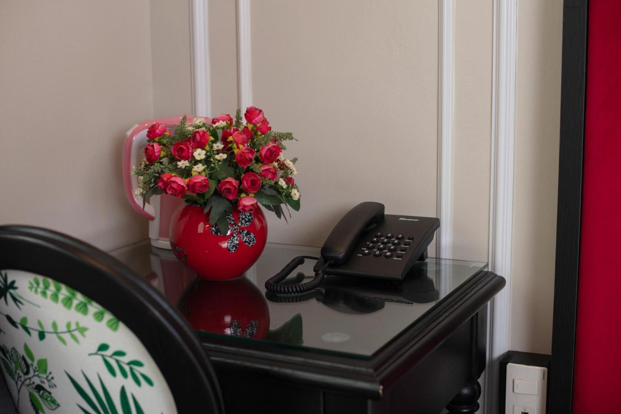 Omina Hanoi Hotel & Travel 外观 照片